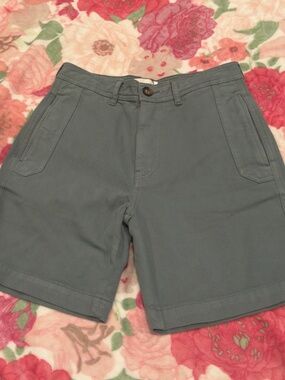 Octobre Editions Bremuda Shorts | Green | Size 27 | Unisex/Relaxed Boyfriend F